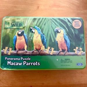 Nat Ceo Wild Panorama Puzzle- Macaw Parrots! NWT